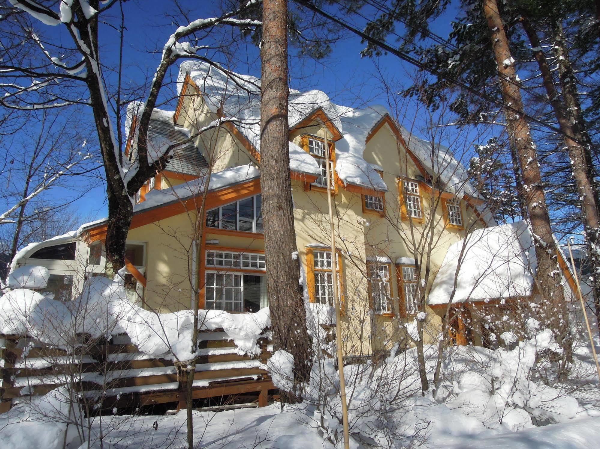 Happy Talk Hotel Хакуба Екстериор снимка
